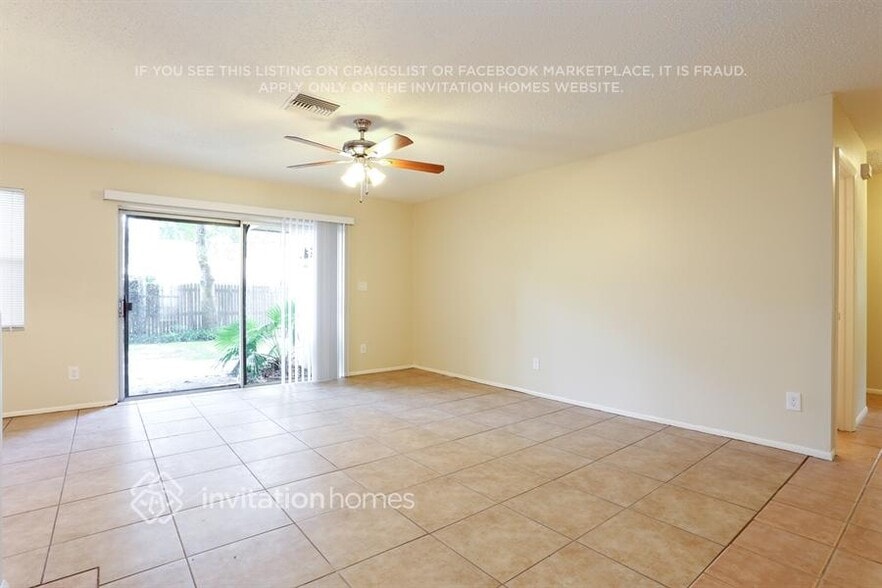 Building Photo - 2732 Wiltshire Ave