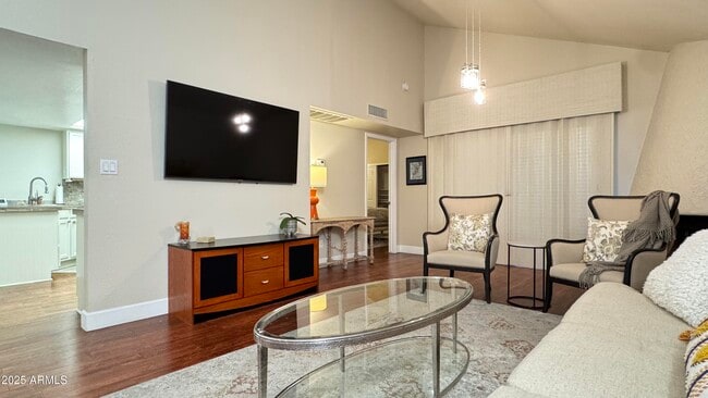 Building Photo - 15020 N 40th St