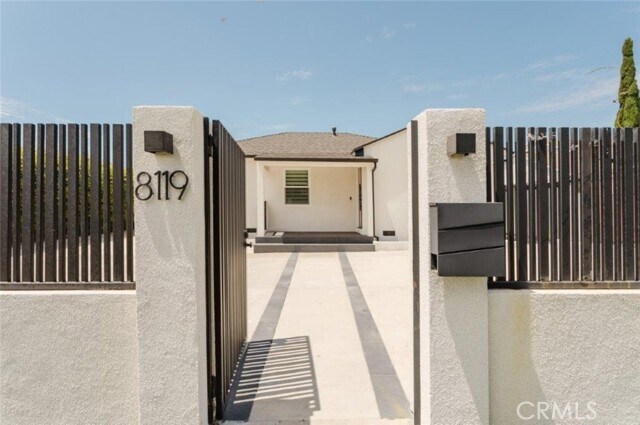 Building Photo - 8119 Shadyglade Ave