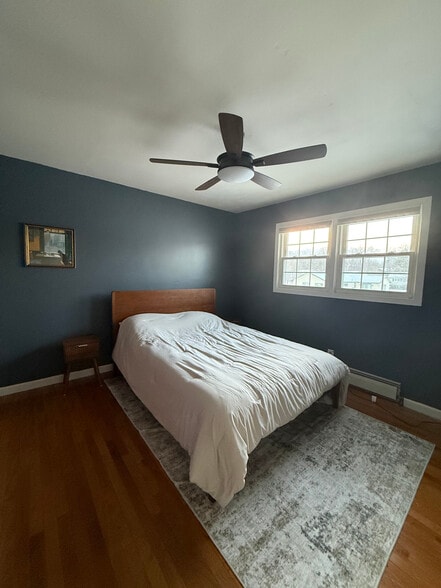 Building Photo - 15 Emeritus St