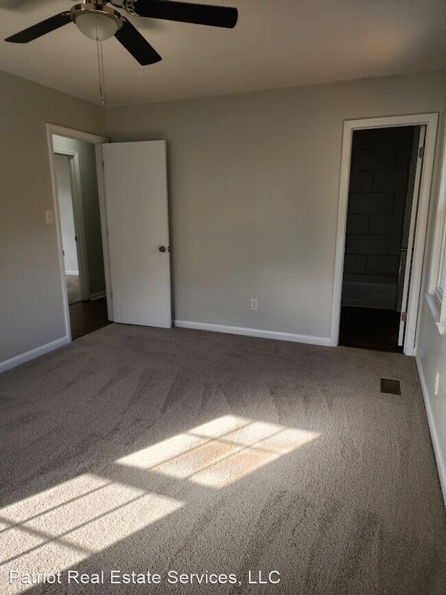 Building Photo - 3 br, 1.5 bath House - 830 Muskegon Drive