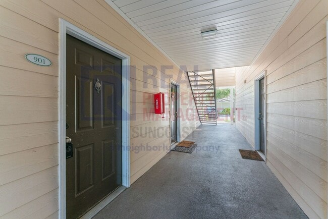 Building Photo - 4802 51st St W