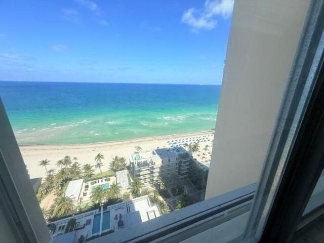 Building Photo - 2101 S Ocean Dr