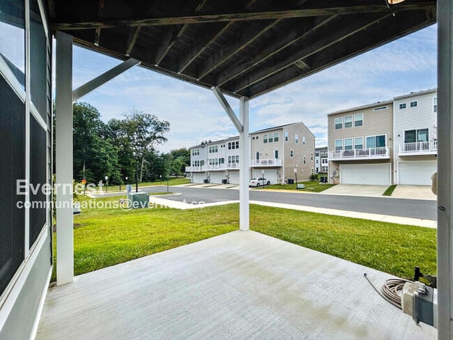 Building Photo - 4091 Elizabeth Reed Wy