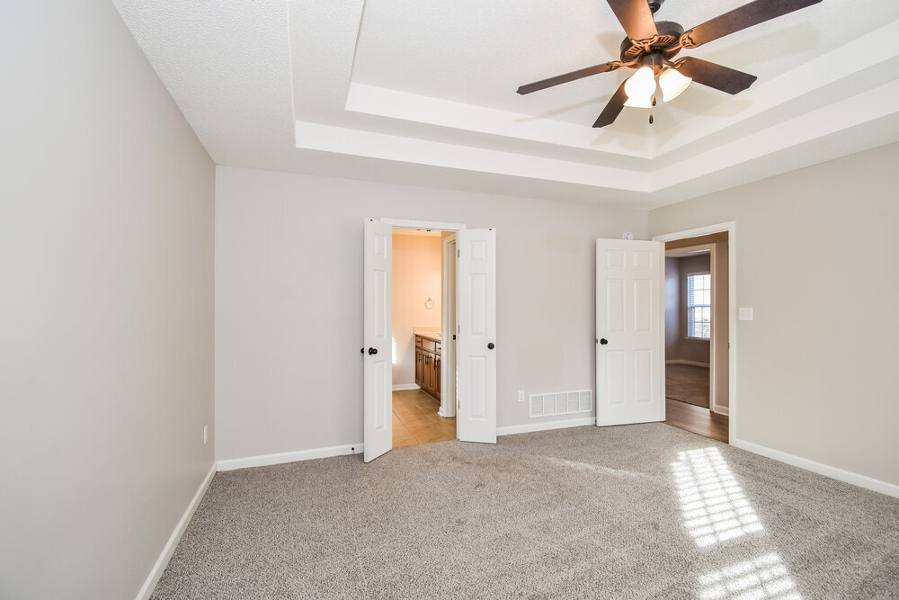 Building Photo - 7860 Ridgedale Dr