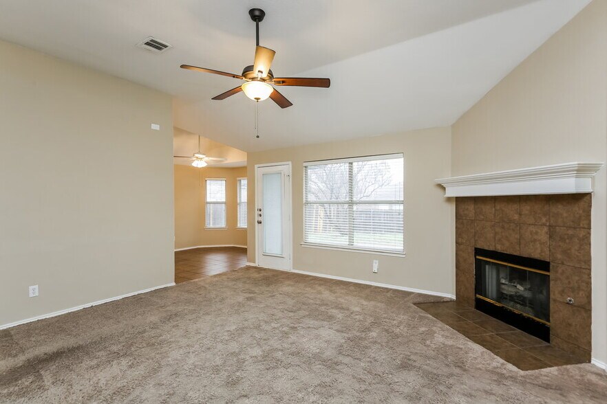 Building Photo - 1037 Harriman Dr