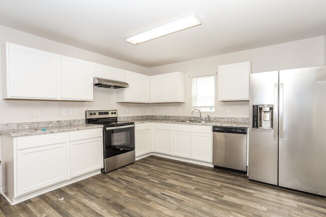 Building Photo - 919 Haley St