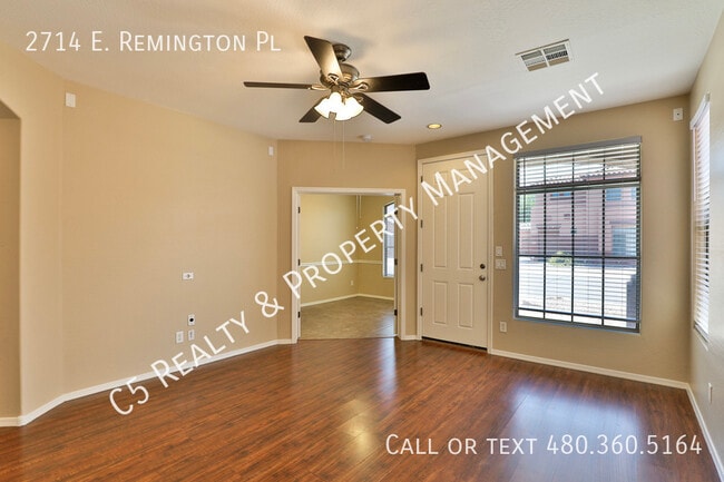 Building Photo - 2714 E Remington Pl