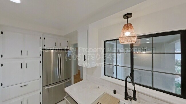 Building Photo - 90 Brandon Dr