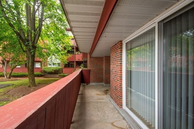 Building Photo - 100 Rosemary Way