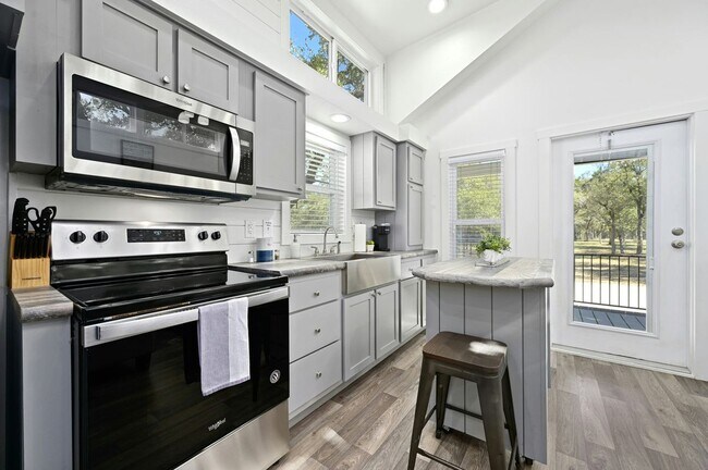 Building Photo - 257 Co Rd 278