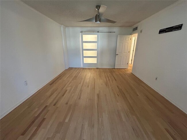 Building Photo - 690 Osceola Ave