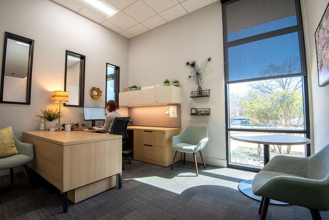 Building Photo - 5310 Helen St