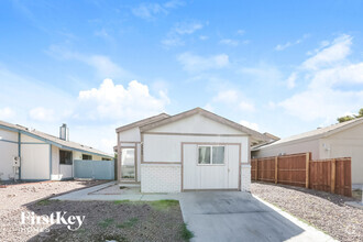 Building Photo - 2309 Decosta Cir
