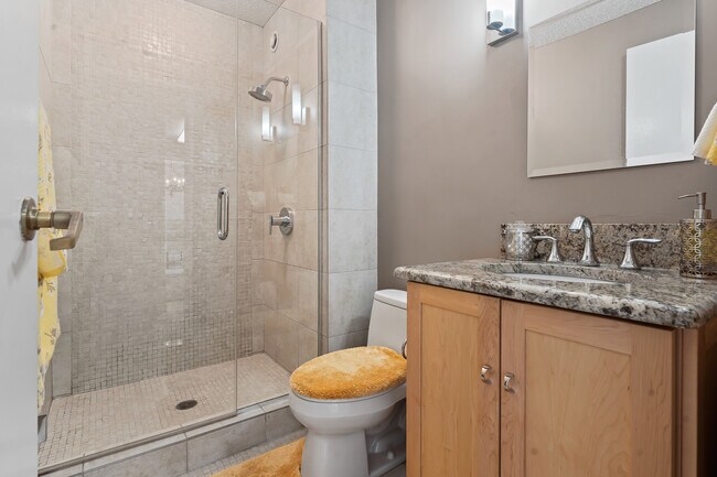 Building Photo - 195 N Harbor Dr