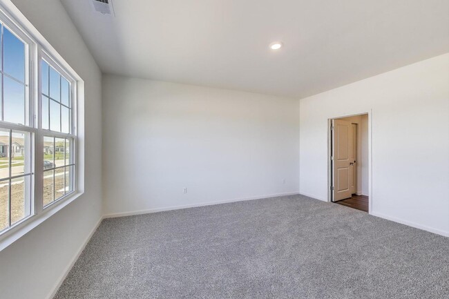 Building Photo - 6443 Juniper Dr
