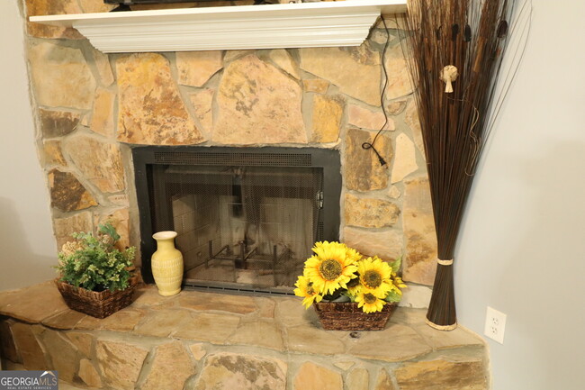 Building Photo - 933 Ohara Dr