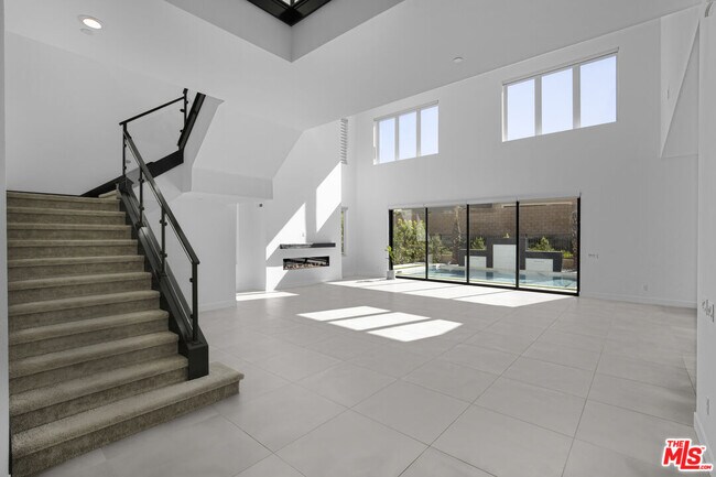 Building Photo - 20056 Mersey Ln