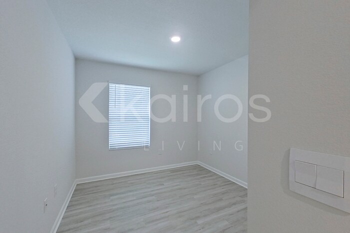 Building Photo - 108 Swallowtail Ln