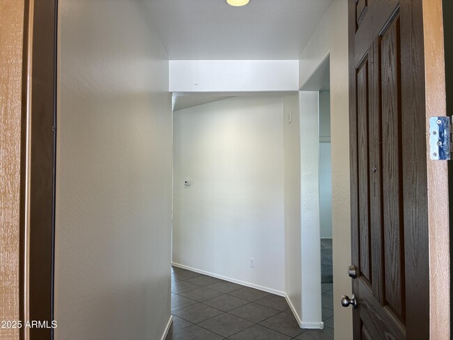 Building Photo - 11749 W Chase Ln