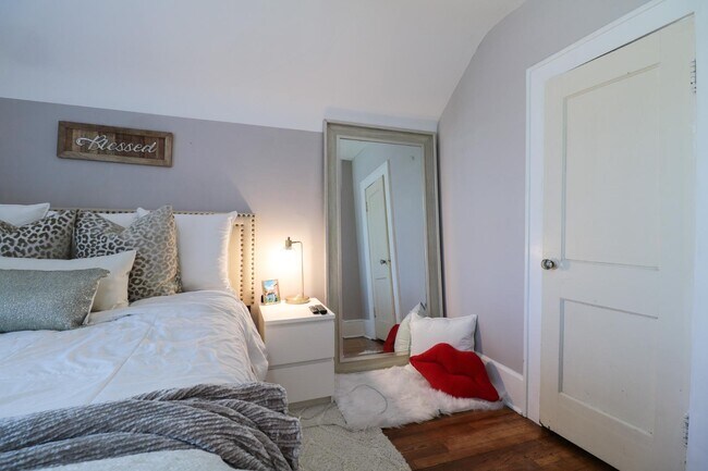 Building Photo - 3342 Yellow Sulphur Rd