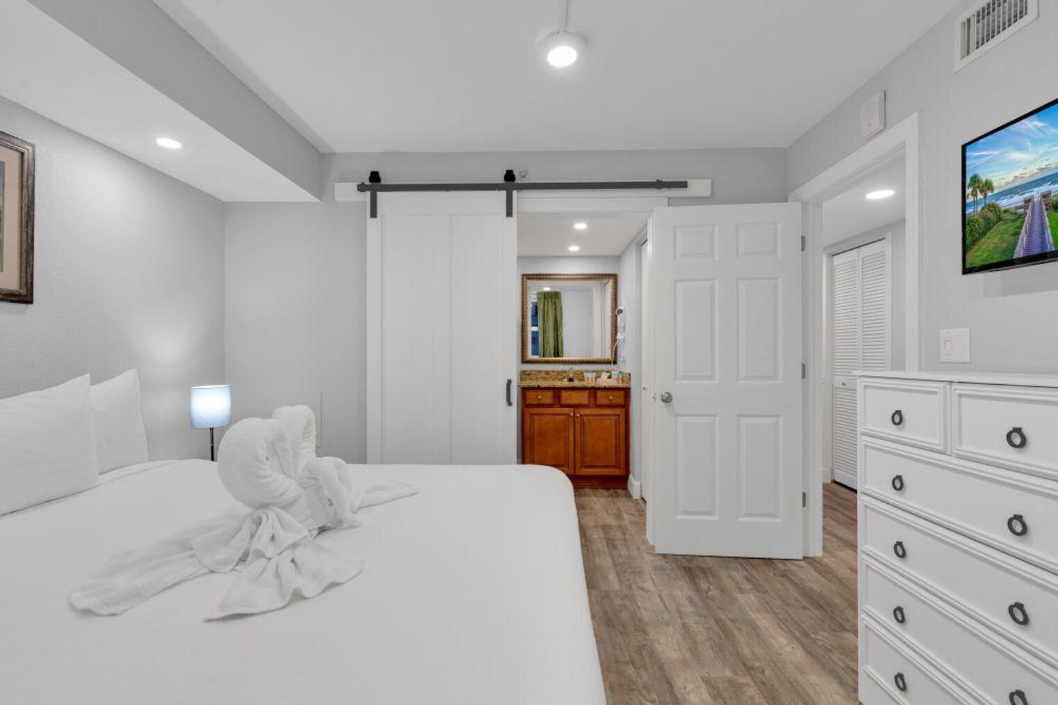 Building Photo - 1700 N Ocean Blvd