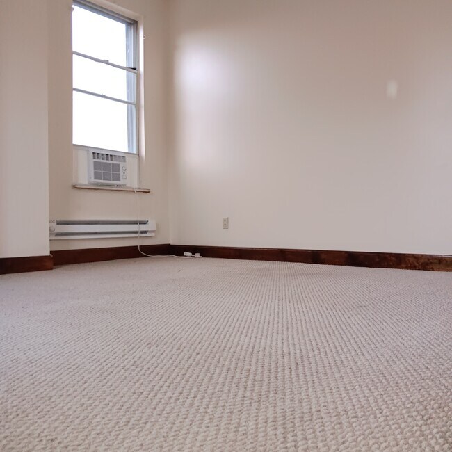 Building Photo - 2148 Auburn Ave