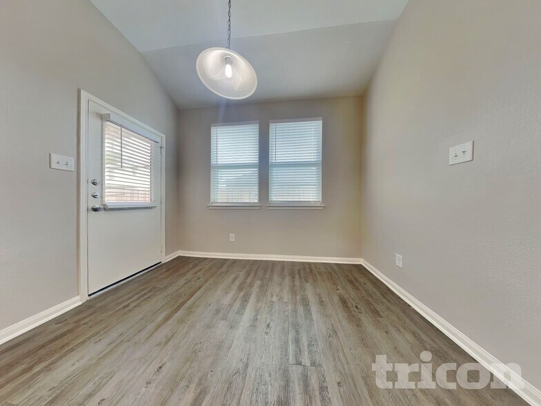 Building Photo - 15607 Jackie Robinson Rd