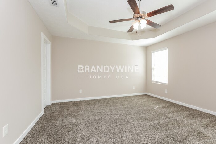 Building Photo - 2516 Lightbend Dr