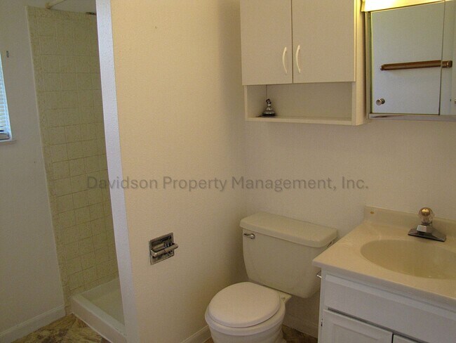 Building Photo - Great 4 Bedroom House in North Colorado Springs