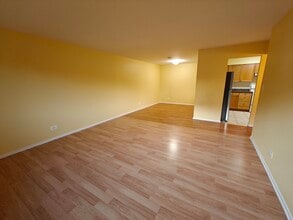 Building Photo - 2600 Brookwood Way Dr