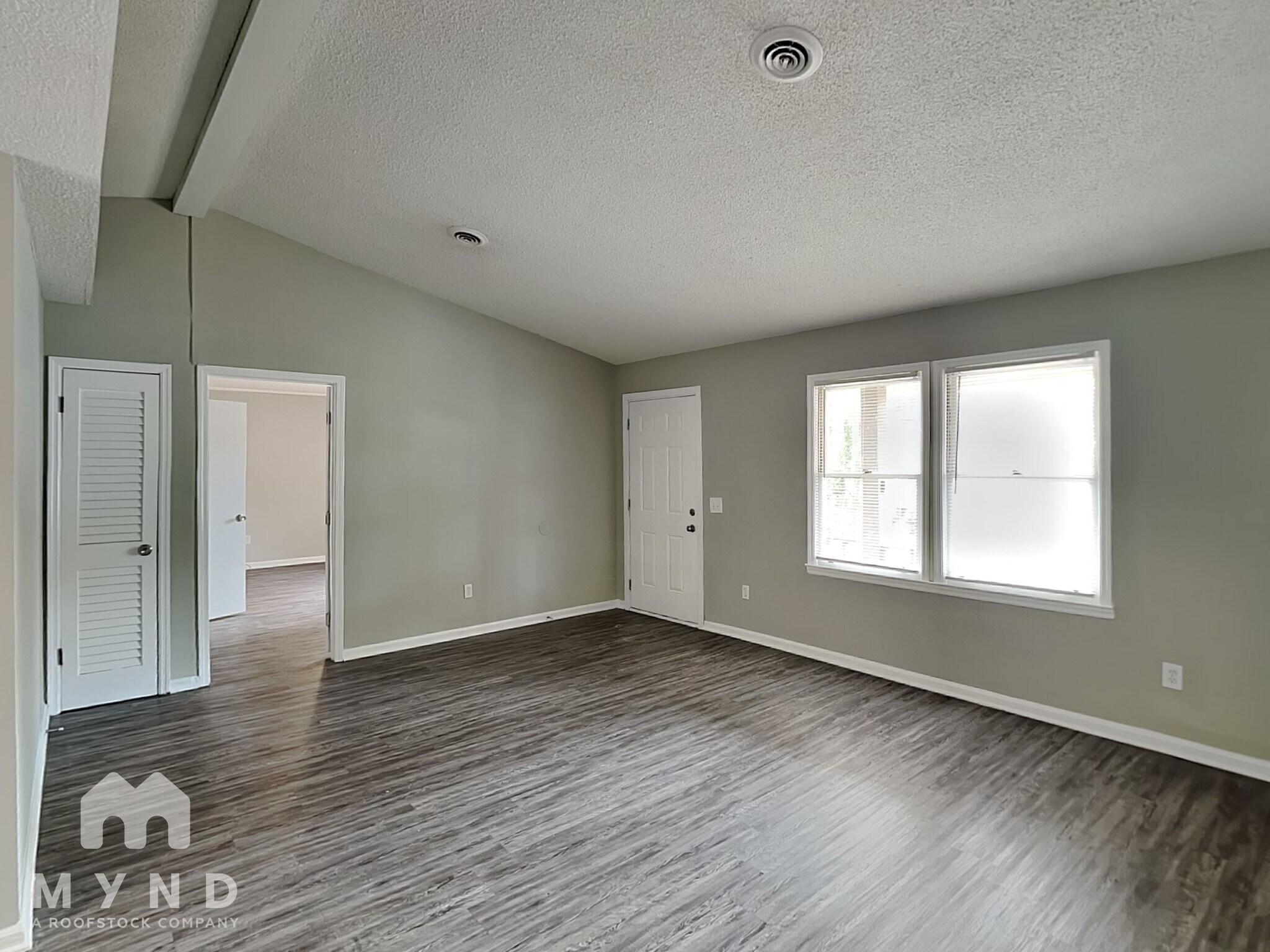 Building Photo - 2814 Bay Leaf Dr SE