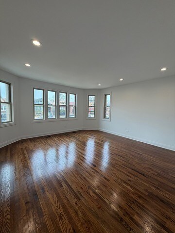 Building Photo - 7825 S Wood St