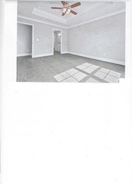 Building Photo - 865 merilou Way