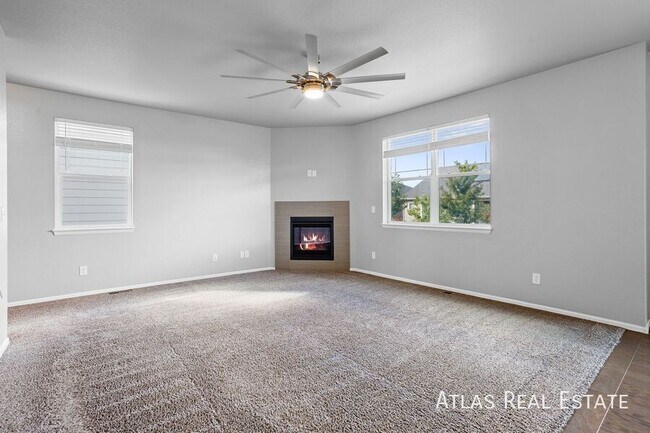 Building Photo - 1095 W 170th Pl