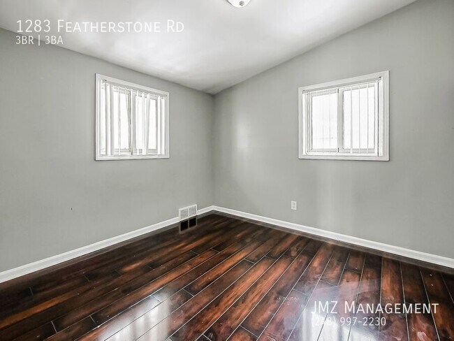 Building Photo - 1283 Featherstone Rd