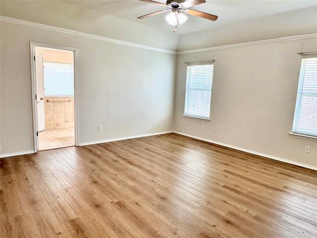 Building Photo - 716 Park Ridge Dr