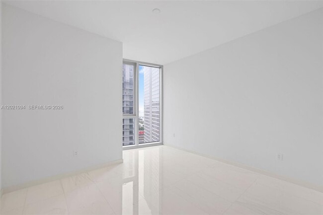 Building Photo - 300 Biscayne Blvd Way
