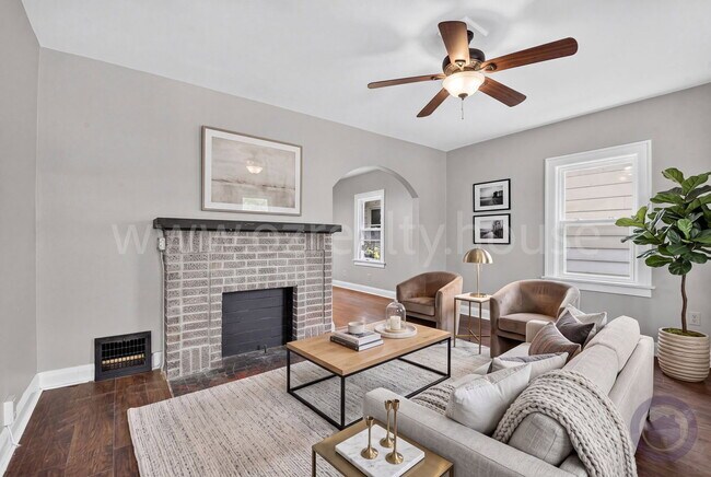 Building Photo - 2034 Berkshire Pl