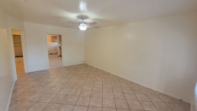 Building Photo - PRICE REDUCTION!! Spacious 2 Bedroom 2 Bat...