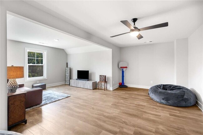 Building Photo - 3127 Cherry Blossom Ln