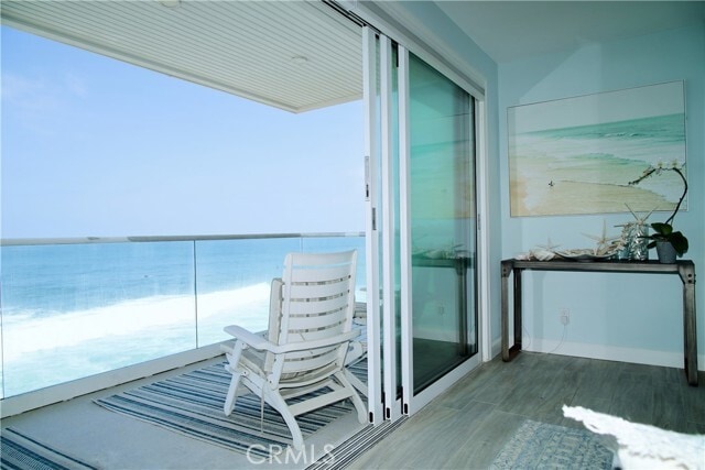 Building Photo - 1249 Ocean Front