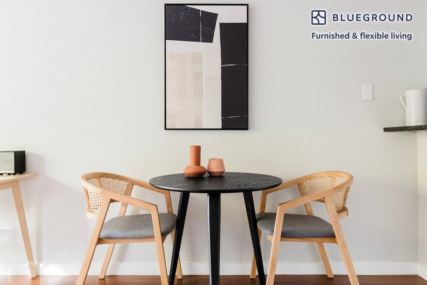 Building Photo - 111 N Rengstorff Ave