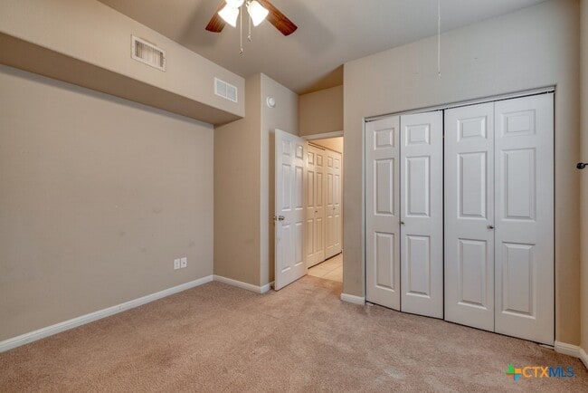 Building Photo - 338 Newberry Tr