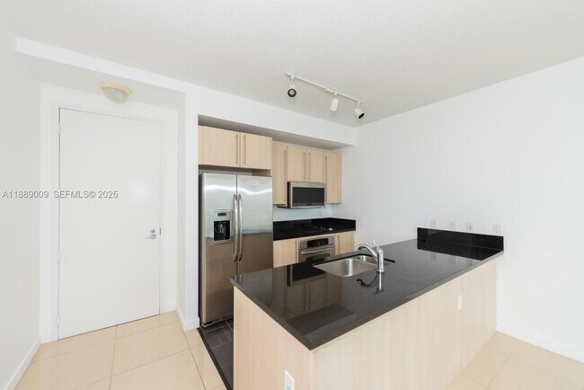 Building Photo - 79 SW 12th St