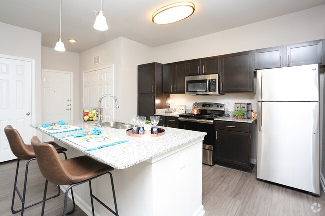 Vanderbilt 2/2 B1 model - Biltmore at the Park