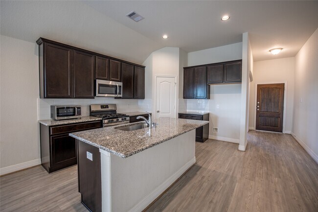Building Photo - 3427 Avary River Ln