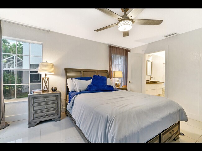Building Photo - 17052 Boca Club Blvd