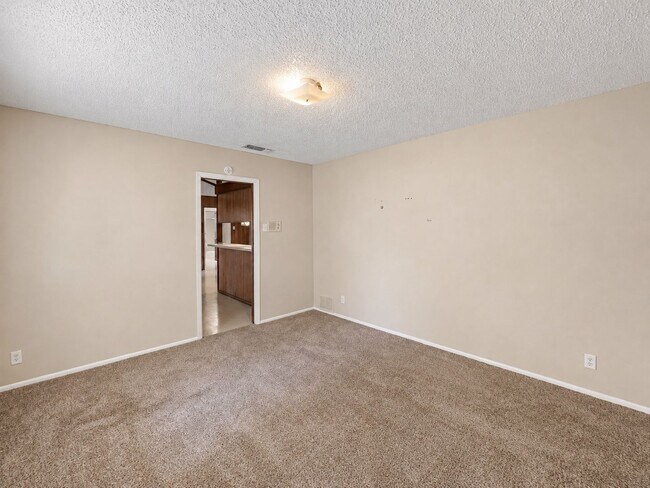 Building Photo - 4231 Eagle Nest Dr