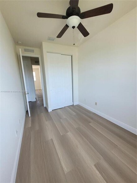 Building Photo - 6959 Long Pine Cir